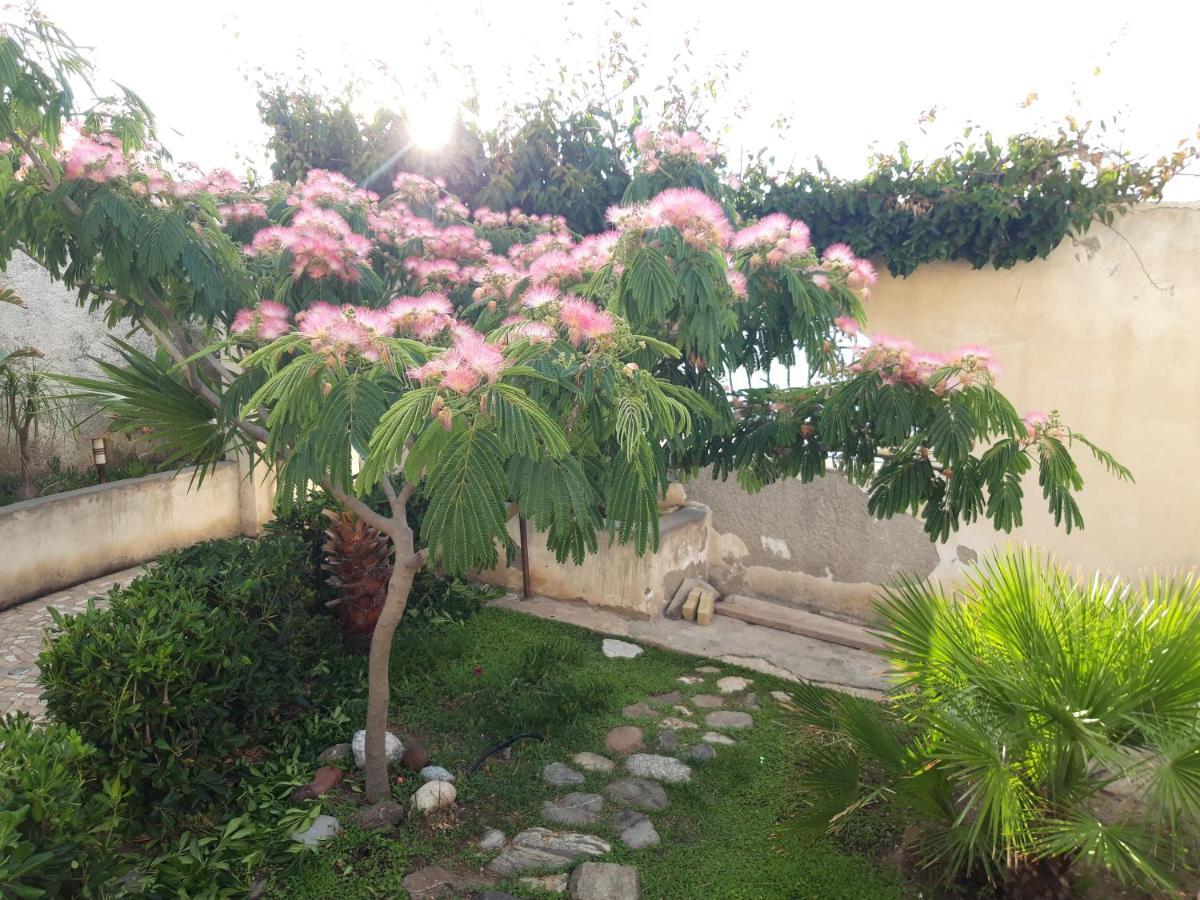 Vila Domus Austri Messina Exteriér fotografie